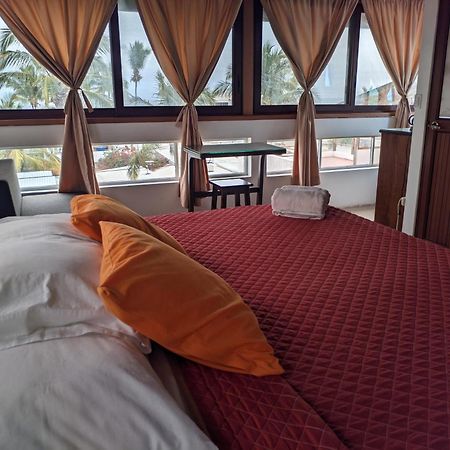 Sun Island Hotel Puerto Villamil Kültér fotó