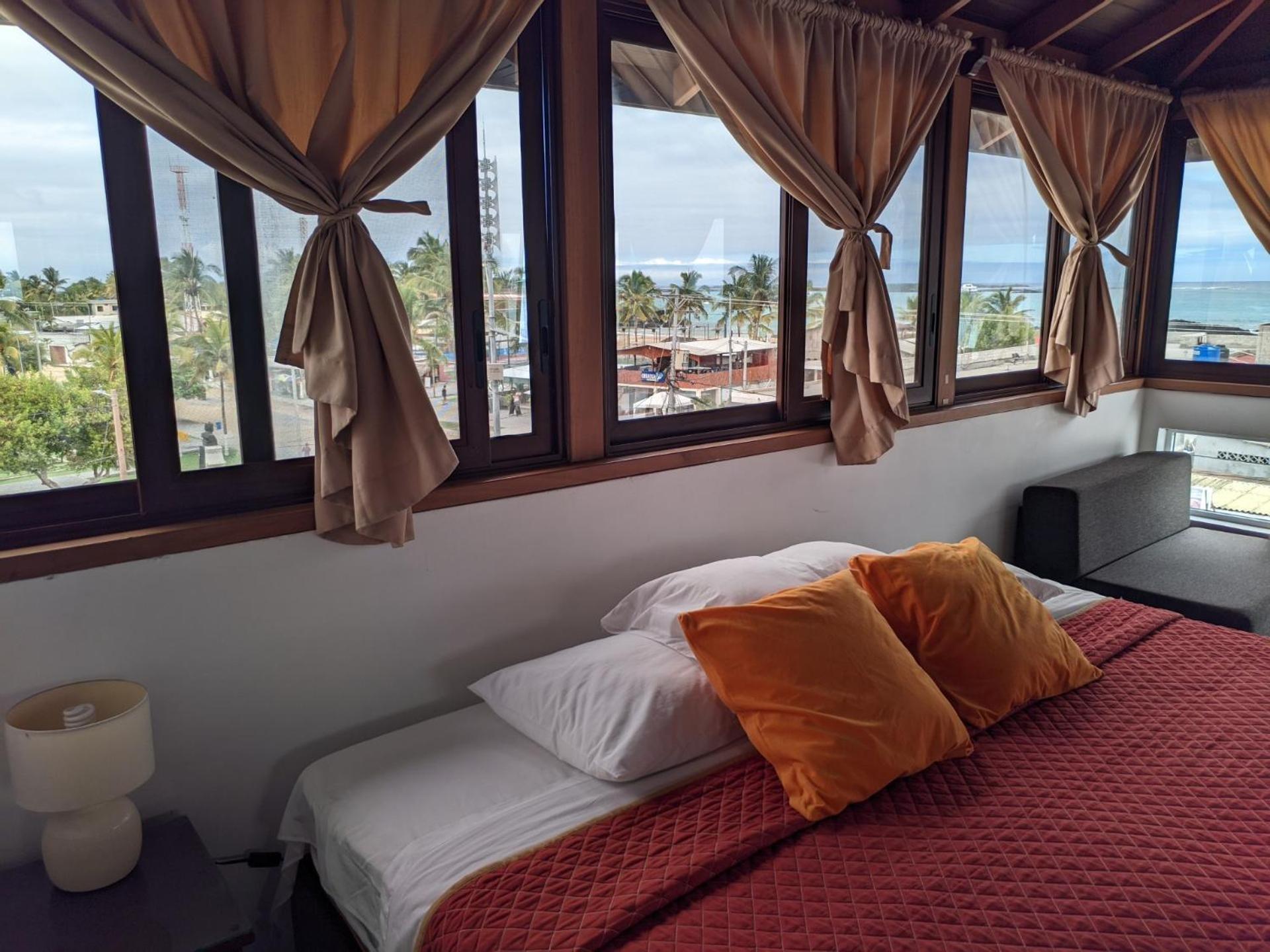 Sun Island Hotel Puerto Villamil Kültér fotó